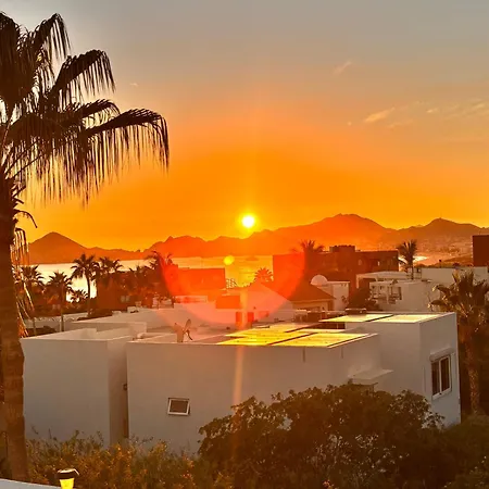 Spectacular Vacation Home Ocean View Walk To Beach